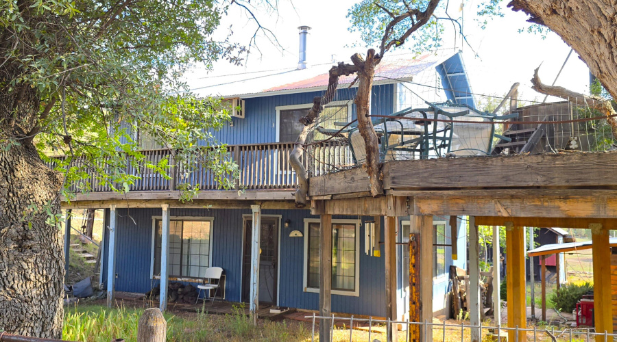 2-story Hm & Deck w Hot Tub