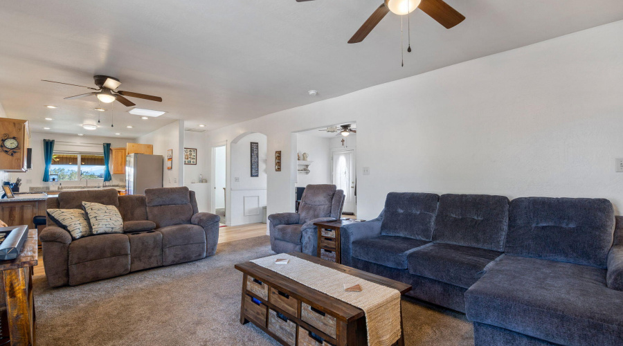 1689EagerAve-SnowflakeAZ-10