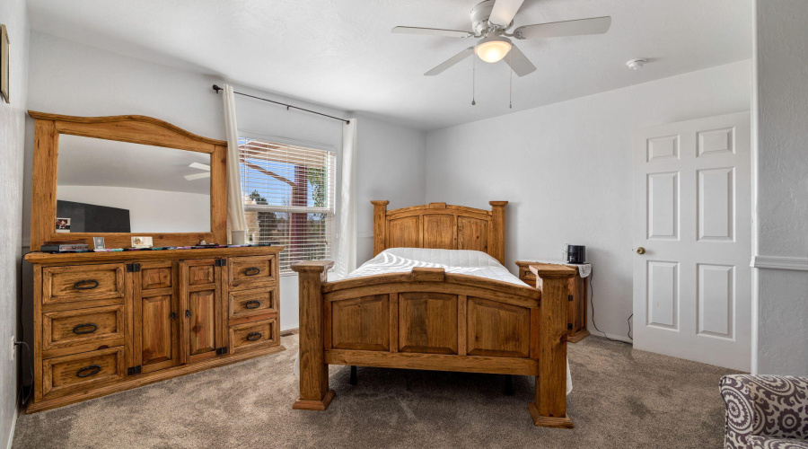 1689EagerAve-SnowflakeAZ-16