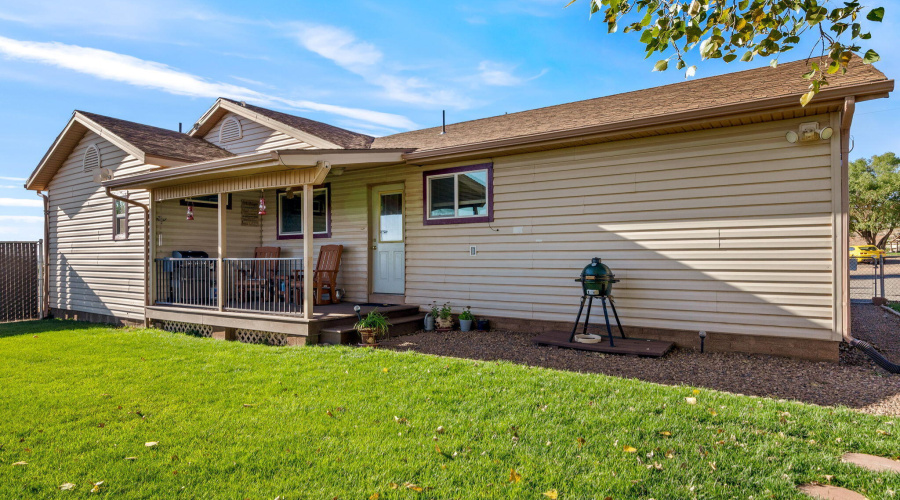 1689EagerAve-SnowflakeAZ-32