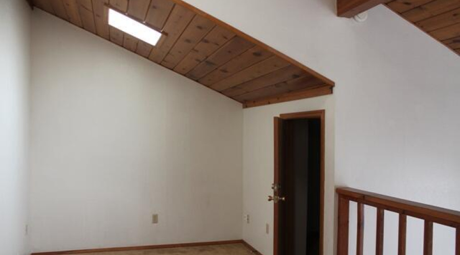 upstairs loft area and closet