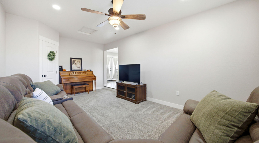 904ChollaBlvd-TaylorAZ-13