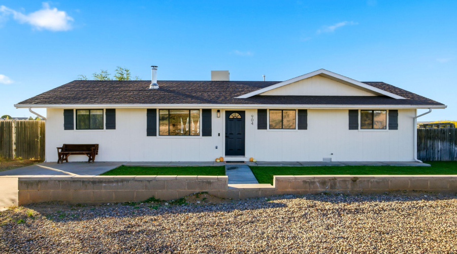 904ChollaBlvd-TaylorAZ-3