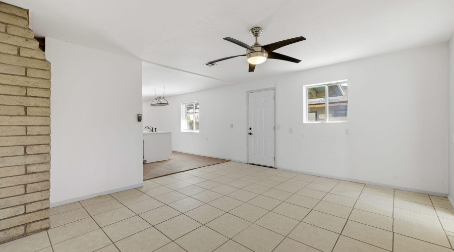 85NButlerSt-EagarAZ-7