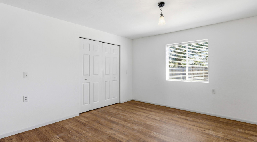 85NButlerSt-EagarAZ-3