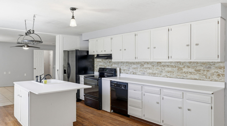 85NButlerSt-EagarAZ-4