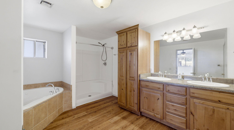 85NButlerSt-EagarAZ-13