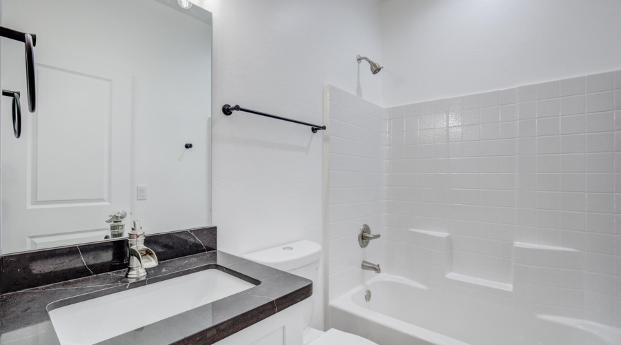 0D0A7685And8more_hr4 copy.psdps