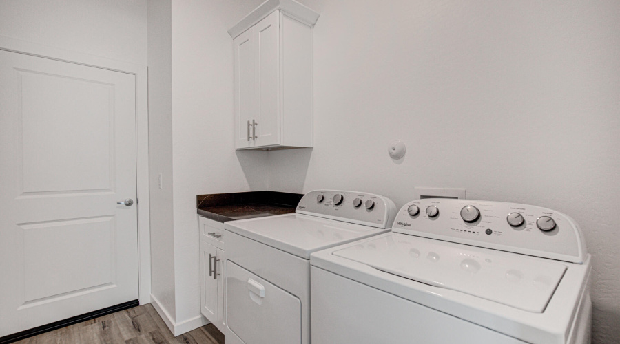 0D0A7655_56_57_58_59_60_61_hr4 copy.psdp