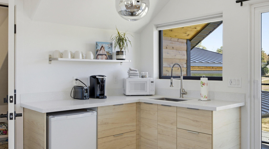 Guest Quarters Kitchenette