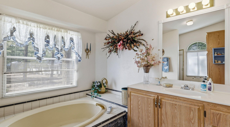 38742AZ373-Greer-AZ-43