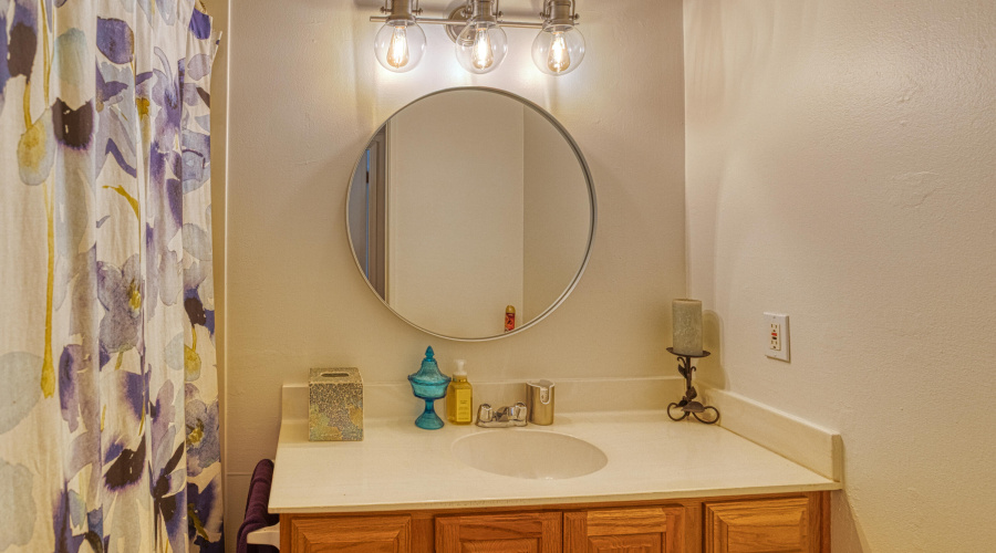 PAX_8821_AuroraHDR2019-edit