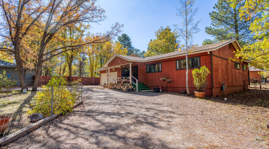 PAX_8887_AuroraHDR2019-edit-Edit