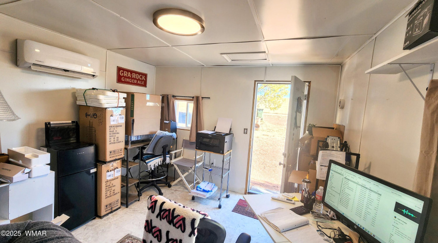 20251031_090317-EDIT