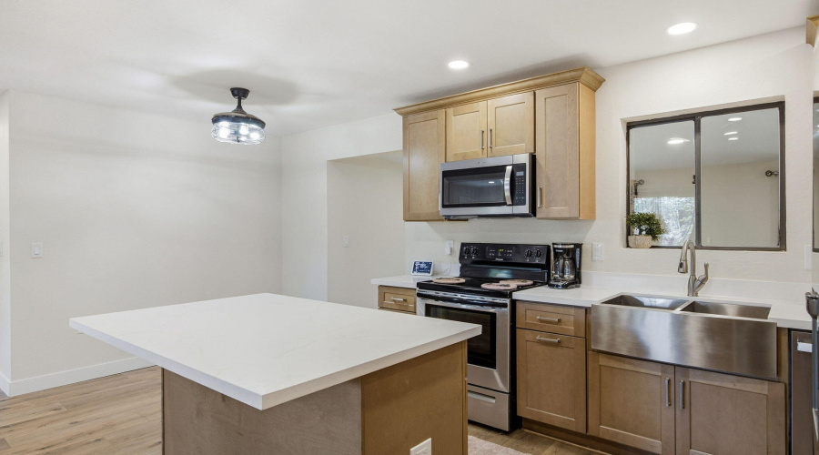 3720HilltopDr-LakesideAZ-12