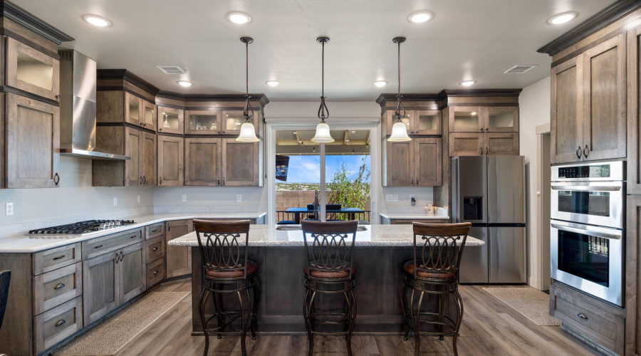 1030MedallionCir-TaylorAZ-9