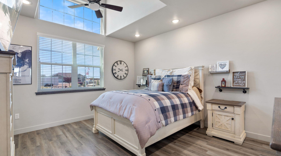 1030MedallionCir-TaylorAZ-14