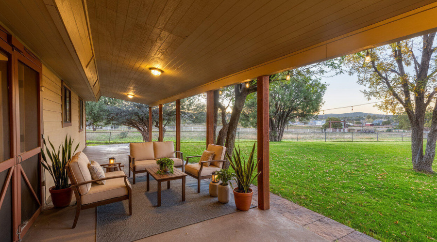 photo48a_6553_hwy_260_show_low_85901_ste