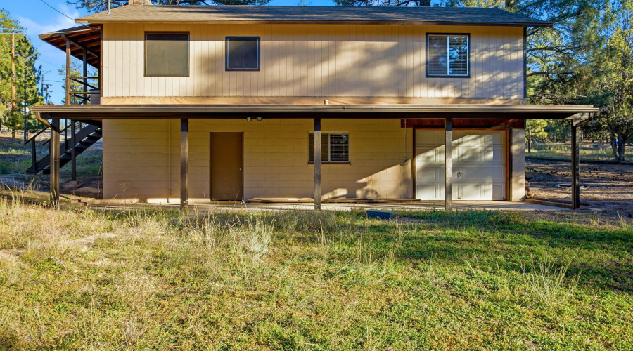 Walk-Out Covered Patio