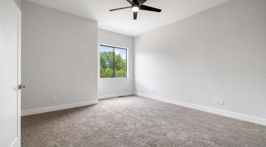 20230711033835025890000000-o