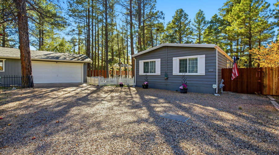 1200N45thDr-ShowLow-AZ-26