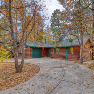 PAX_9274_AuroraHDR2019-edit