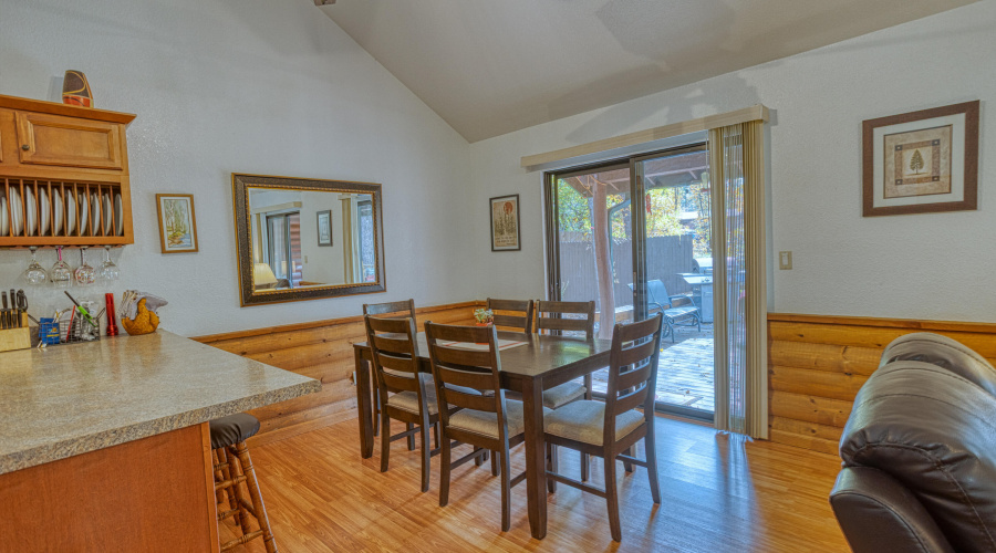 PAX_9250_AuroraHDR2019-edit