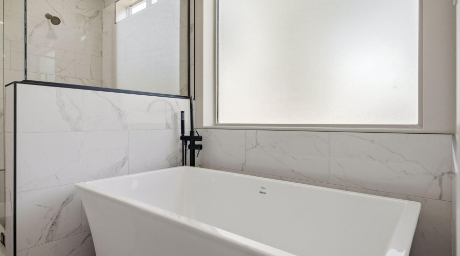 2701NEagleViewLp-ShowLowAZ-17