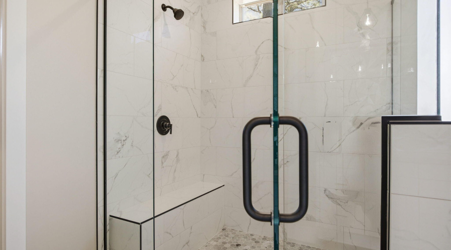 2701NEagleViewLp-ShowLowAZ-18