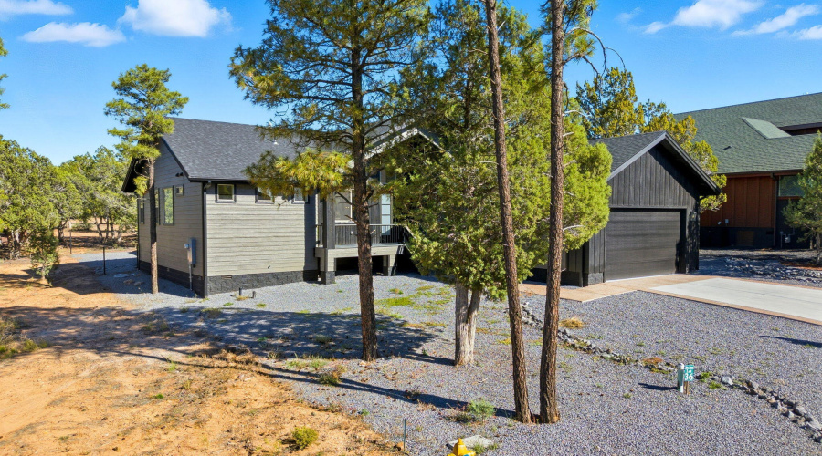 2701NEagleViewLp-ShowLowAZ-28