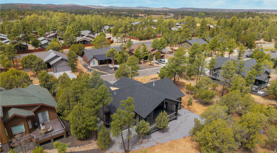 2701NEagleViewCir-ShowLowAZ-Drones-5