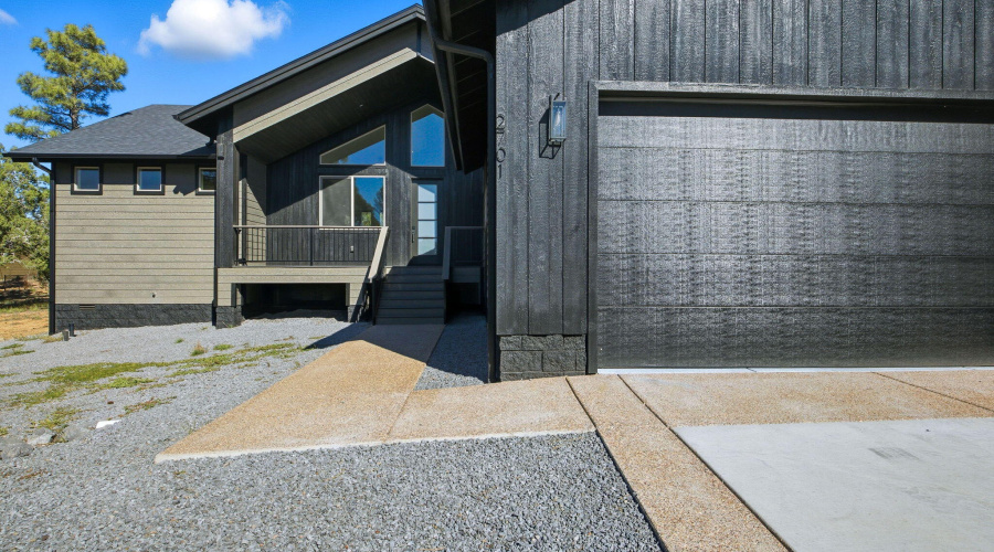 2701NEagleViewLp-ShowLowAZ-5