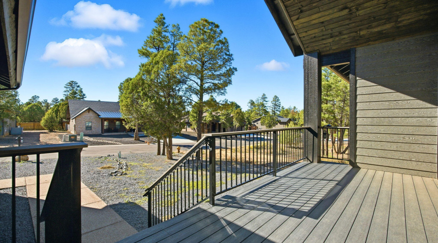 2701NEagleViewLp-ShowLowAZ-6