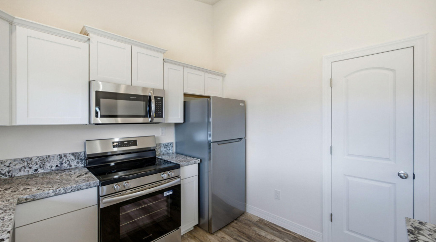 2224MeadowLn-HeberOvergaard-AZ-12