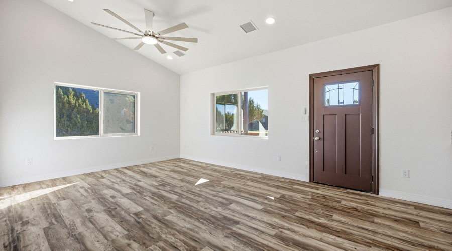 2224MeadowLn-HeberOvergaard-AZ-8