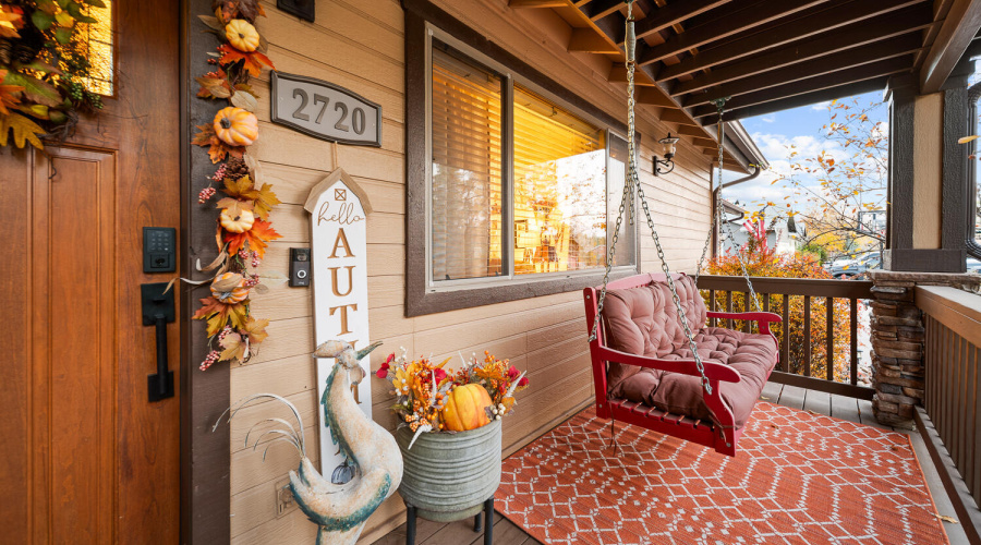 CB front porch swing & entry
