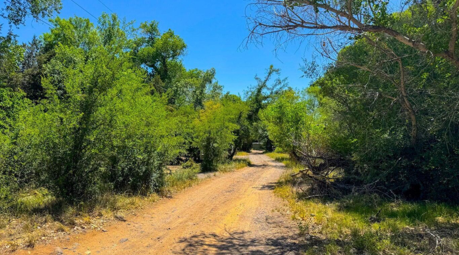 20251018021633075315000000-o