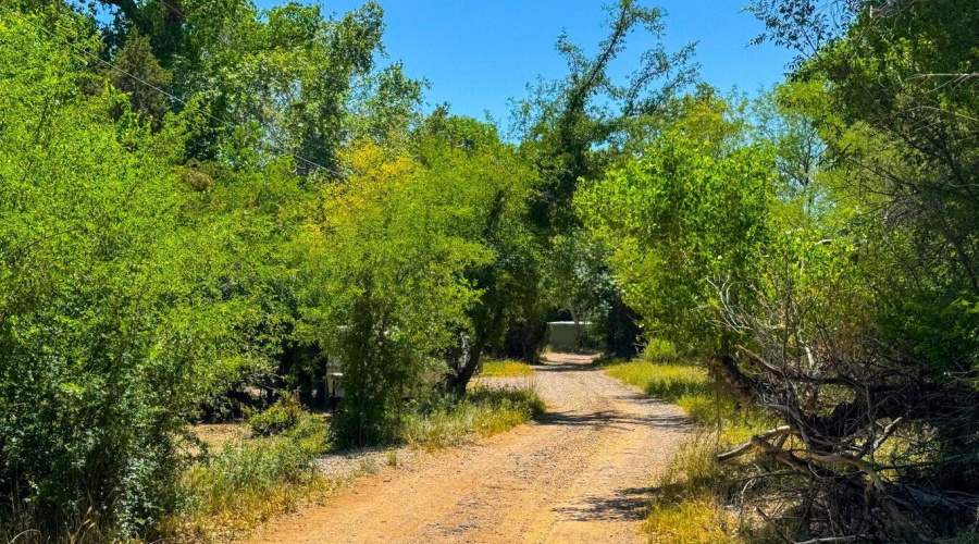 20251018021633401446000000-o