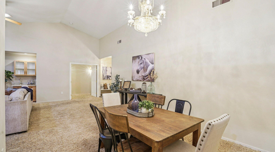 16-web-or-mls-Bonnie Brae Dr-S0811-016