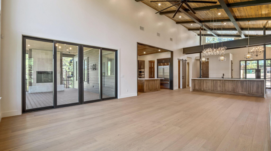 Living to Dining & Kitchen