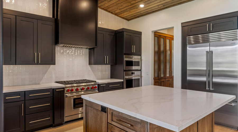 Fresh Mountain Modern Finishes