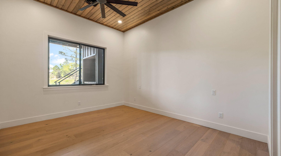 5th Bedroom (lower level)