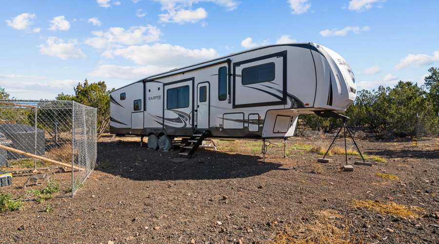 RV Conveying with Home