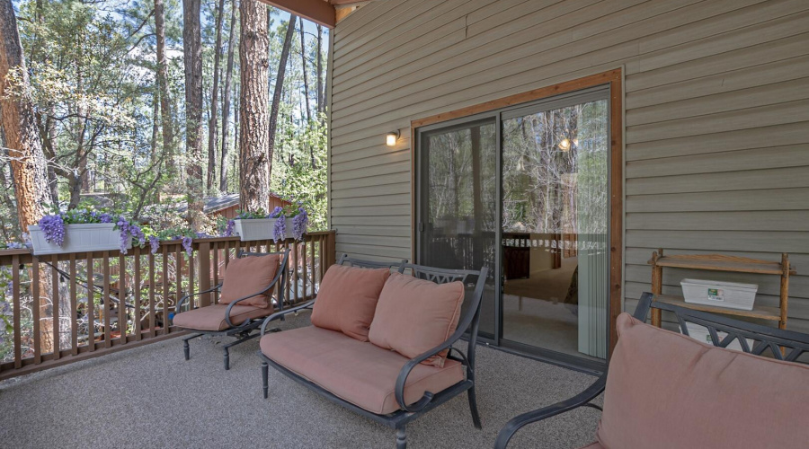 balcony off main bedroom