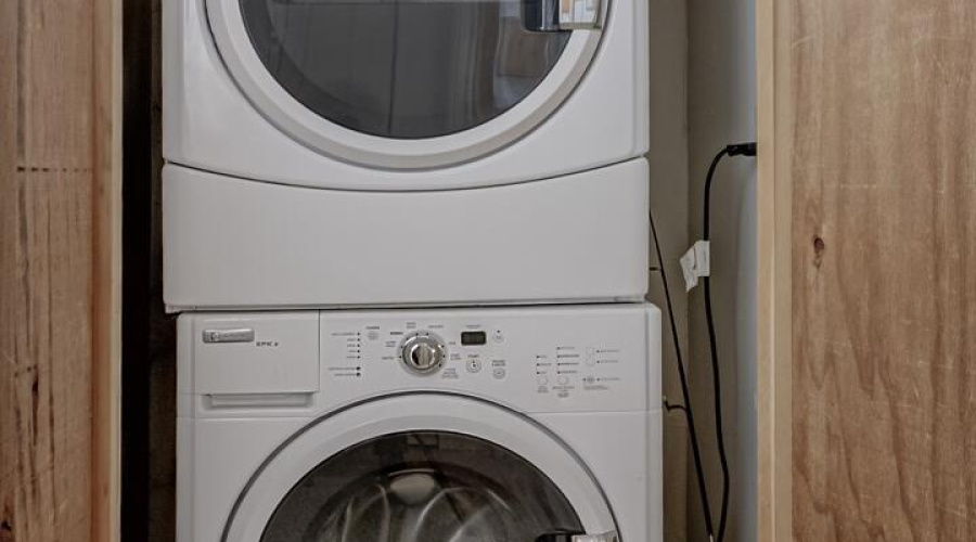 washer & dryer