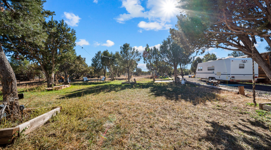 5 ACRES & Home in Vernon, AZ