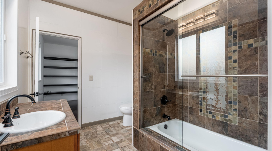 203 S Crescent Moon - 32