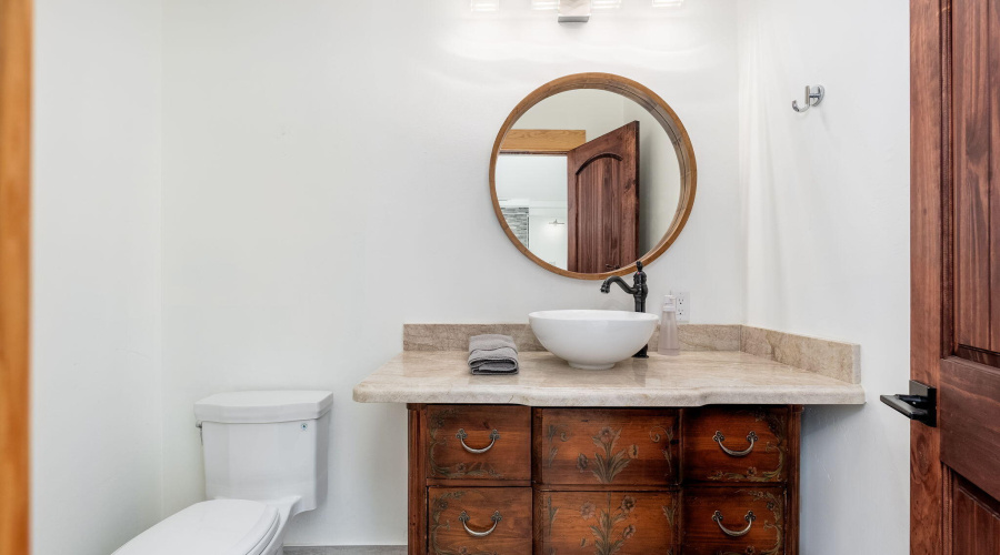 203 S Crescent Moon - 34