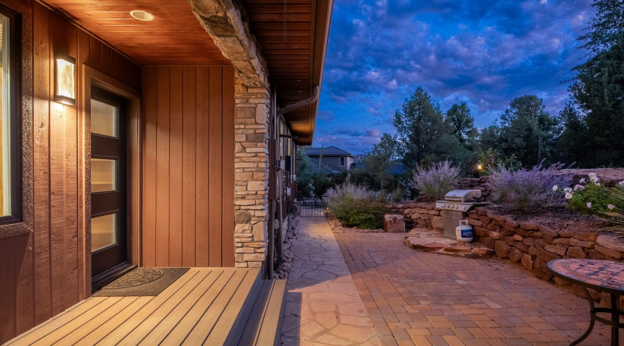 203 S Crescent Moon - 69