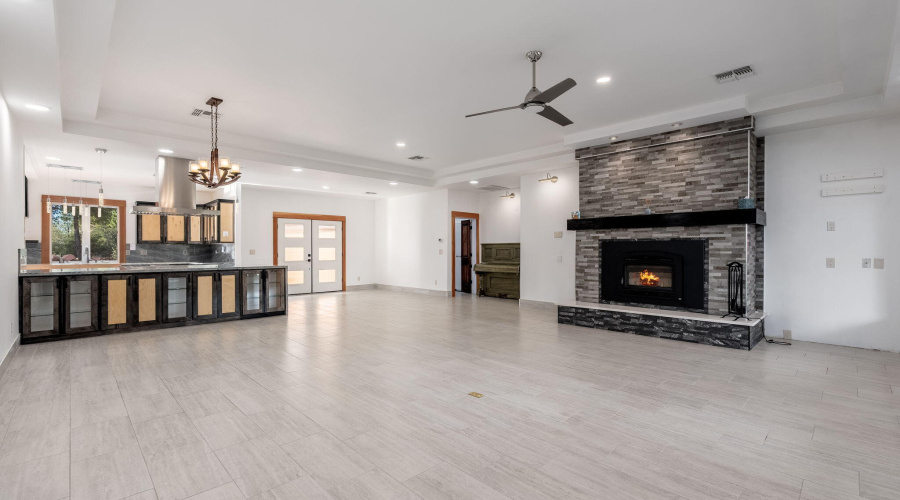 203 S Crescent Moon - 09